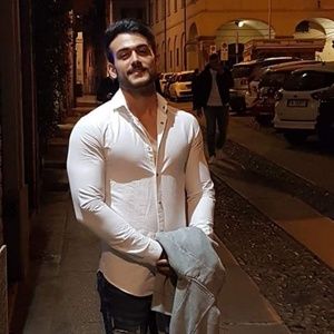 Meet your Posher, Hossein